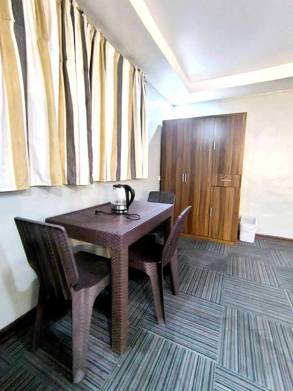 Vincent Resort Hotel Анхелес Екстер'єр фото
